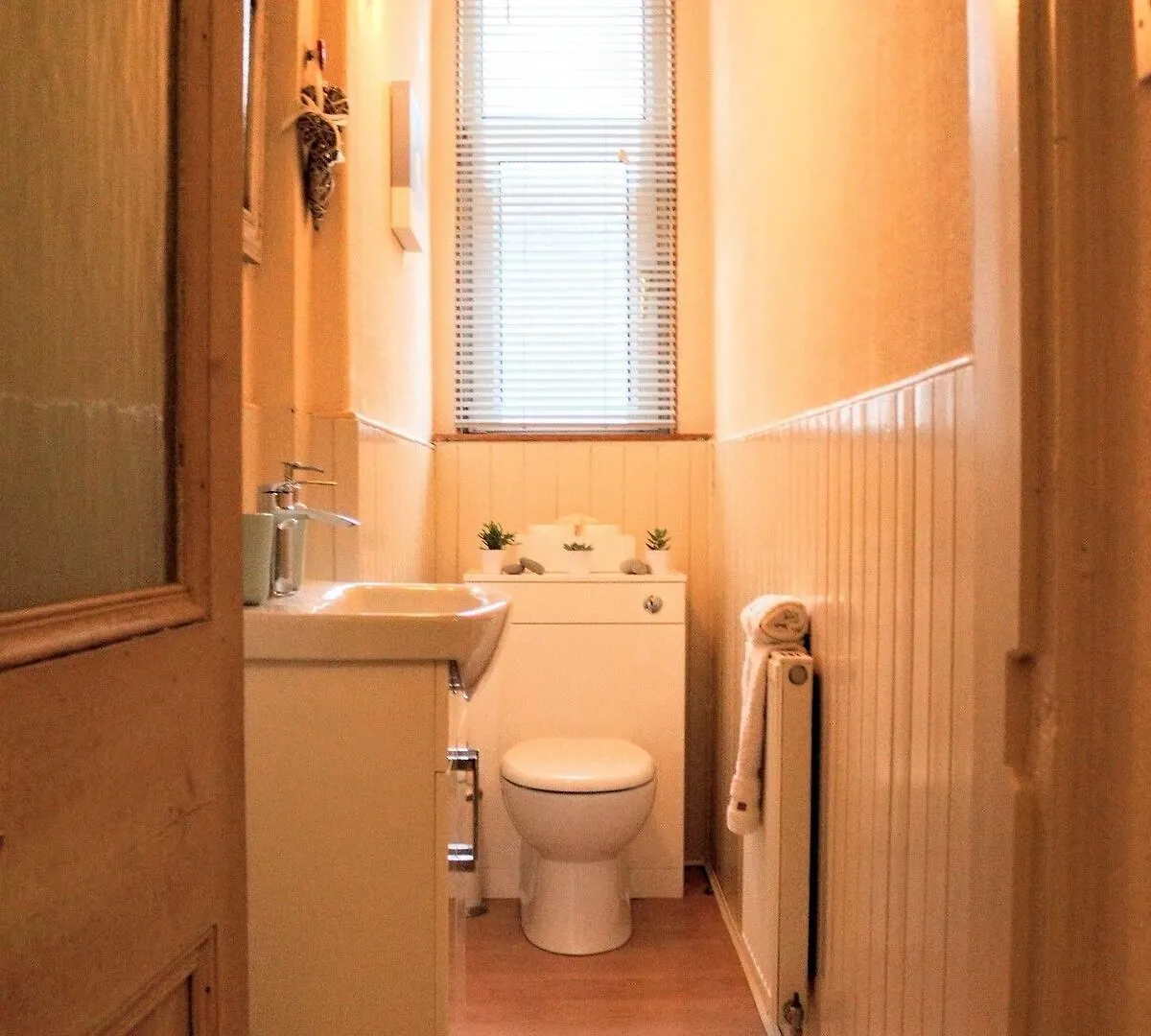 1 Bedroom Apartment In Central Edinburgh